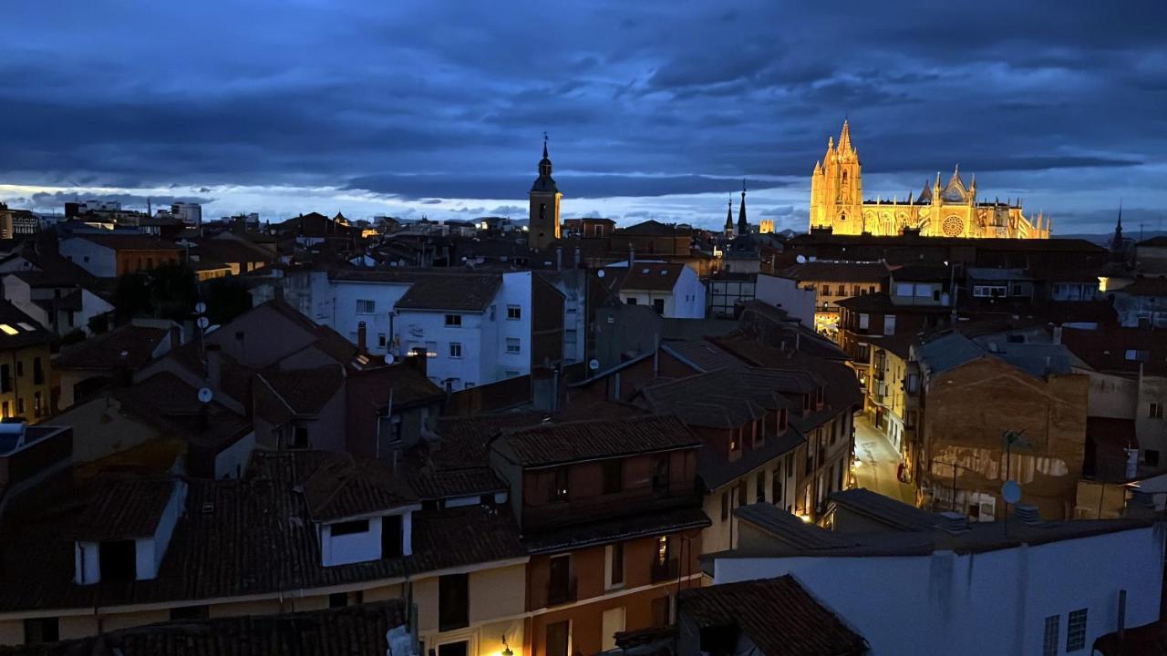 The View - Apartamento Reformado Con Vistas A La Catedral - Leonapartamentos Exterior photo